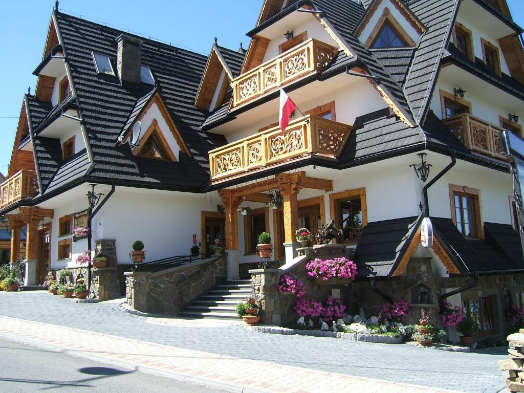 Pensjonat Zbojecki Dwor - Blisko Basenow Termalnych I Szlakow Gorskich - Ostatnie Wolne Pokoje Na Weekend Majowy Tatranská Bukovina Exteriér fotografie
